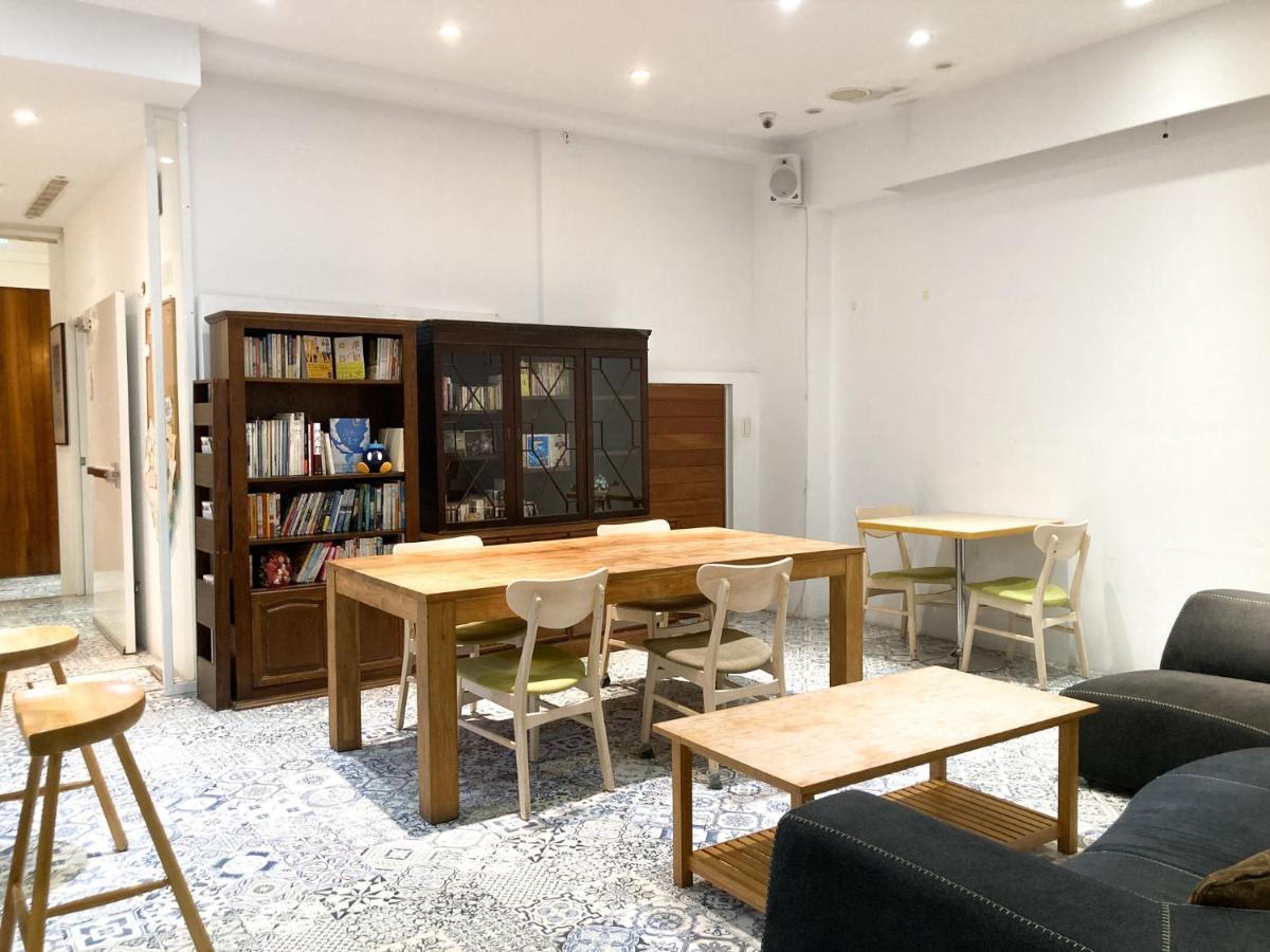 4Plus Hostel Taipei Eksteriør bilde