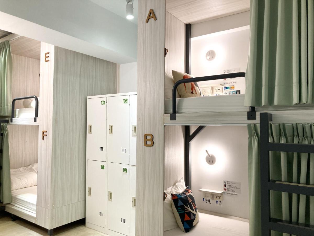 4Plus Hostel Taipei Eksteriør bilde