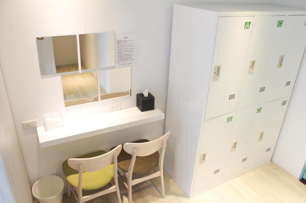 4Plus Hostel Taipei Eksteriør bilde