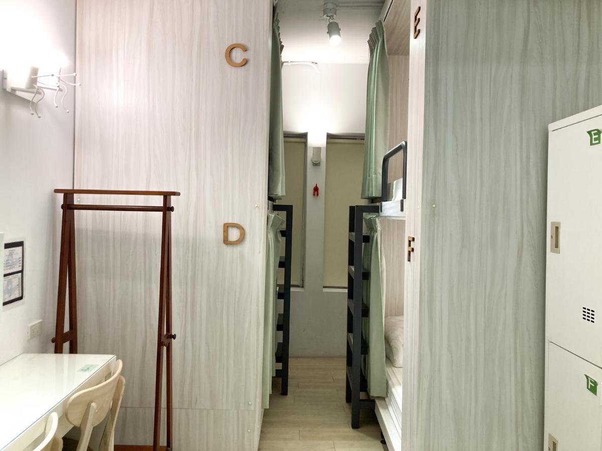 4Plus Hostel Taipei Eksteriør bilde