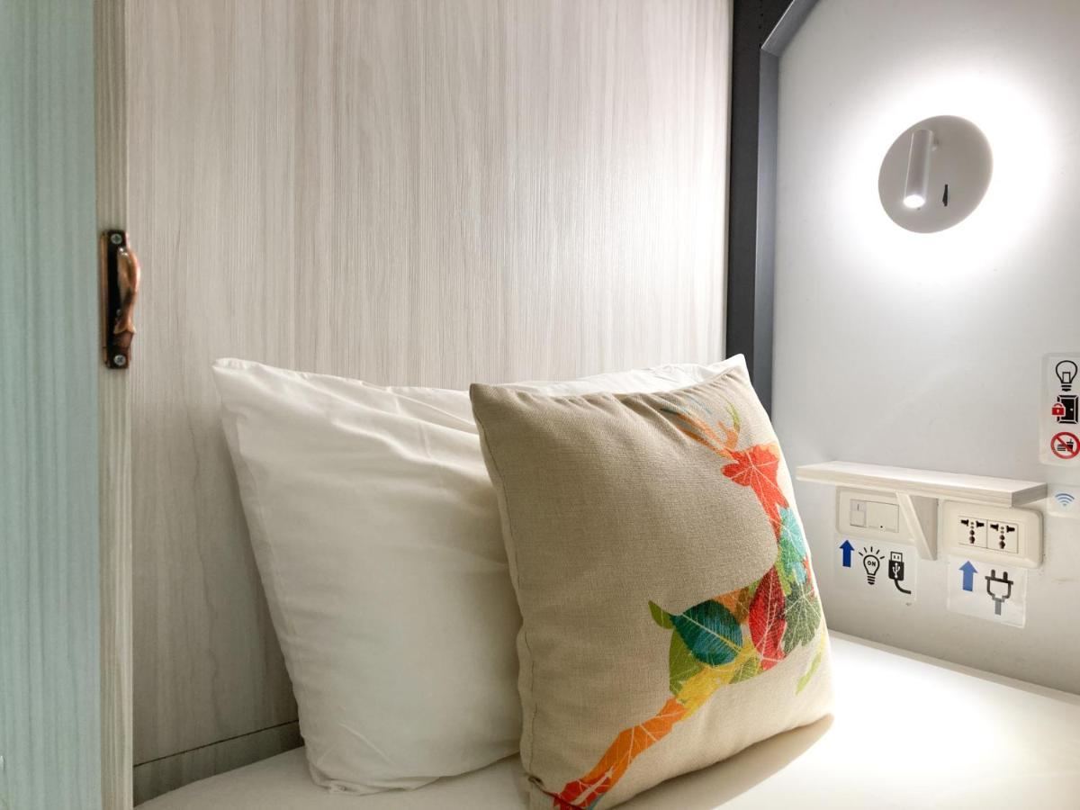 4Plus Hostel Taipei Eksteriør bilde