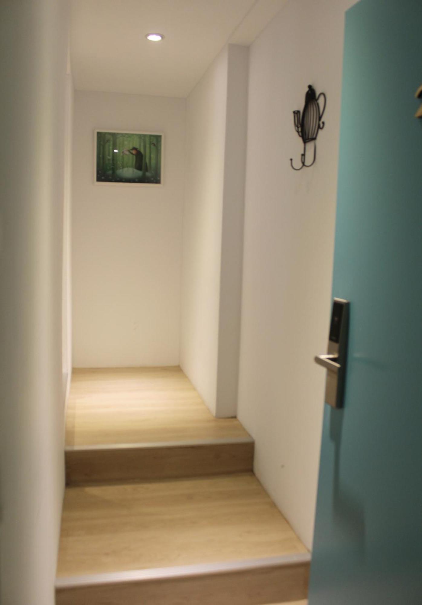 4Plus Hostel Taipei Eksteriør bilde